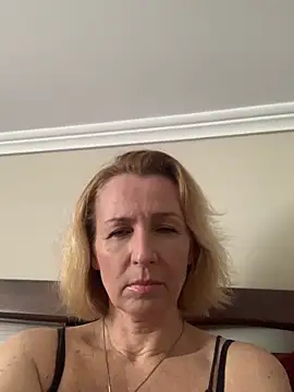 VeltaMur975 online show from February 2026 09:19:02 AM