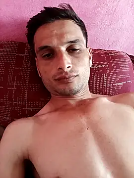 Beinghorny83 online show from February 2026 06:32:01 AM