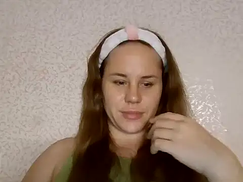 Snapshot of Ariya_888 chatting on March 2026 07:42:02 PM Ariya 888 online show from March 2026 07:42:02 PM