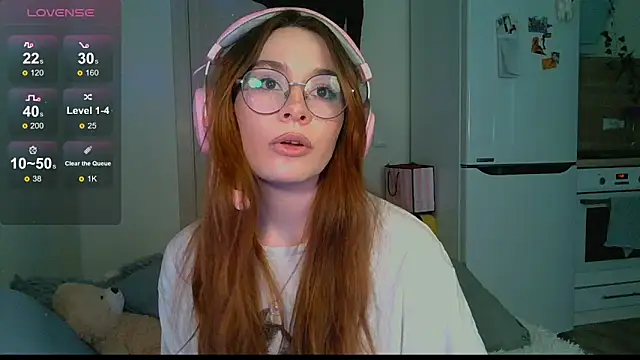 Snapshot of GhostLane chatting on February 2026 10:25:01 AM GhostLane online show from February 2026 10:25:01 AM