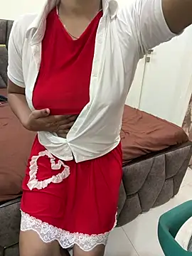 Zoya Hottest online show from February 2026 11:48:02 AM