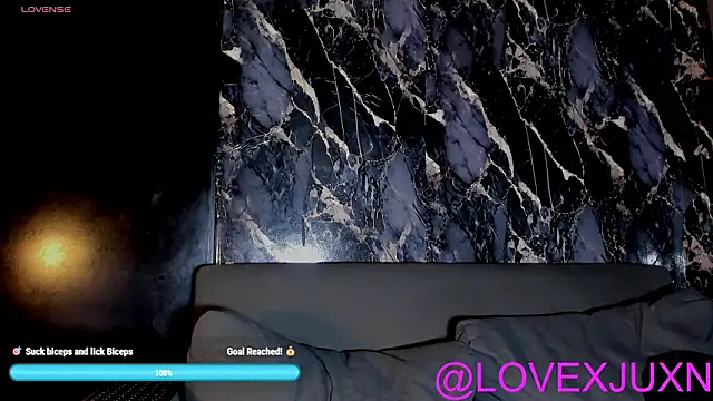 Snapshot of LovexJuxn8 chatting on March 2026 09:31:02 PM LovexJuxn8 online show from March 2026 09:31:02 PM