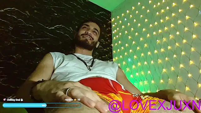 Snapshot of LovexJuxn8 chatting on April 2026 06:14:02 PM LovexJuxn8 online show from April 2026 06:14:02 PM