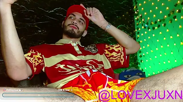 Snapshot of LovexJuxn8 chatting on May 2026 03:04:02 AM LovexJuxn8 online show from May 2026 03:04:02 AM
