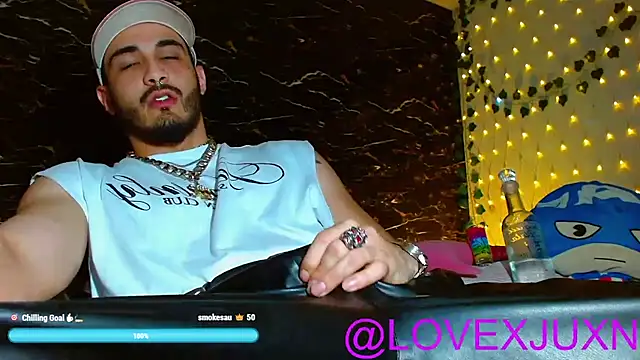 Snapshot of LovexJuxn8 chatting on June 2026 12:15:02 AM LovexJuxn8 online show from June 2026 12:15:02 AM