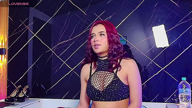  Junne  online show from February 2026 03:18:01 AM