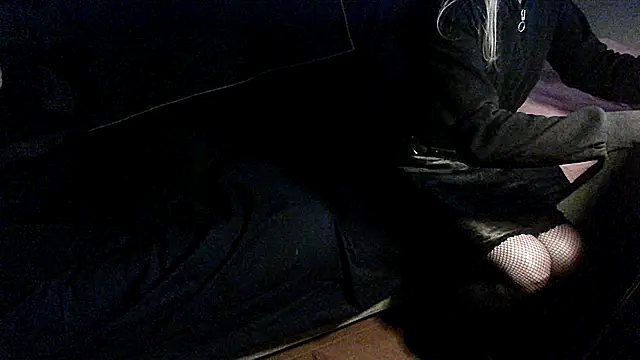 Sexwestworld online show from February 2026 08:20:02 PM