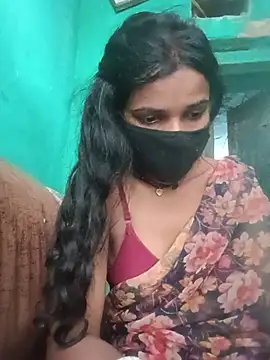 Snapshot of Desi_Couple_P chatting on June 2026 01:54:01 AM Desi Couple P online show from June 2026 01:54:01 AM