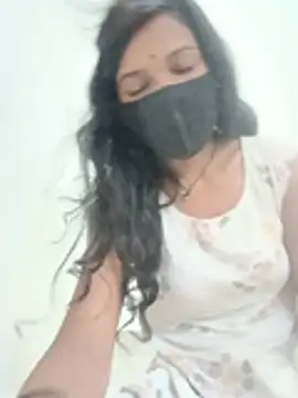 Snapshot of Desi_Couple_P chatting on July 2026 01:51:02 AM Desi Couple P online show from July 2026 01:51:02 AM