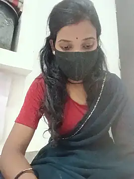 Snapshot of Desi_Couple_P chatting on July 2026 01:57:01 PM Desi Couple P online show from July 2026 01:57:01 PM