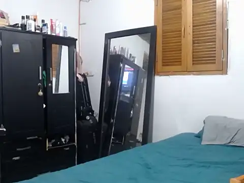 HotSinlge online show from February 2026 02:41:02 AM