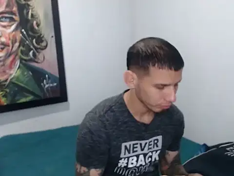 HotSinlge online show from February 2026 02:05:01 PM