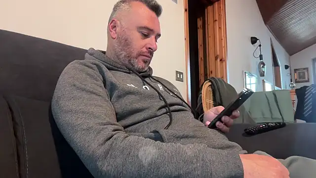 marcovik1 online show from March 2026 08:53:02 AM