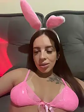 Larinhap online show from April 2026 03:26:01 AM