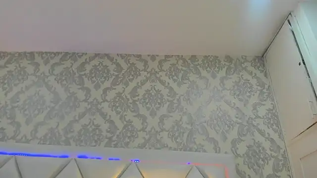 HollyOlson online show from July 2026 12:08:01 PM
