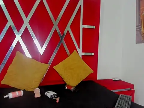 Snapshot of Mia_scandark chatting on April 2026 05:13:01 AM Mia scandark online show from April 2026 05:13:01 AM