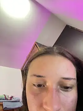 candy deluxe online show from May 2026 11:12:03 PM