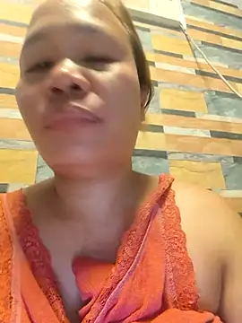 Snapshot of squirtshantal chatting on October 2025 05:21:02 AM squirtshantal online show from October 2025 05:21:02 AM