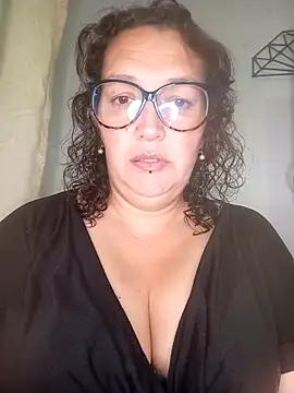  Saraqueen online show from April 2026 03:50:02 AM