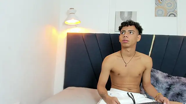 Snapshot of alexx_cum18 chatting on March 2026 01:26:02 PM alexx cum18 online show from March 2026 01:26:02 PM