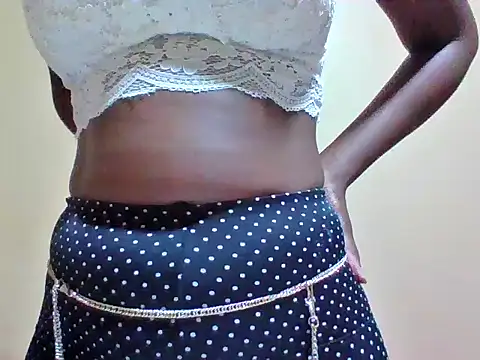 Lunateddy online show from March 2026 07:52:01 PM