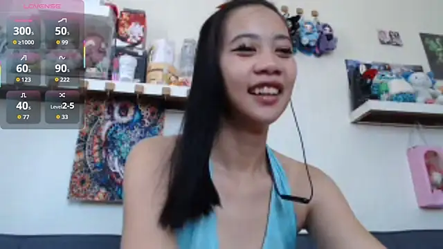 Snapshot of GloryKulikowski chatting on April 2026 06:19:01 AM GloryKulikowski online show from April 2026 06:19:01 AM