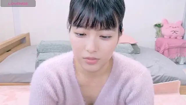 Snapshot of Somi-chan chatting on April 2026 10:12:02 PM Somi-chan online show from April 2026 10:12:02 PM