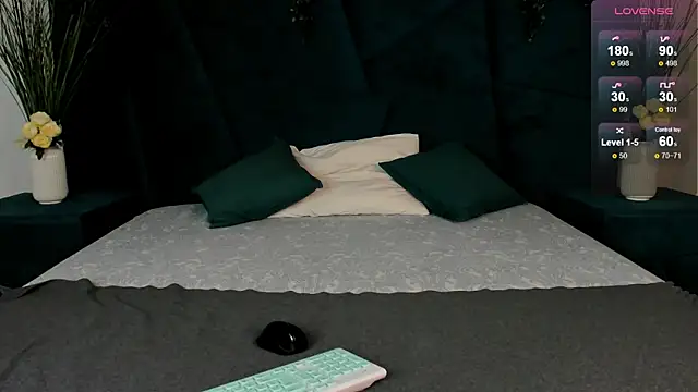 Snapshot of Erick_Wilson chatting on November 2025 07:35:02 AM Erick Wilson online show from November 2025 07:35:02 AM