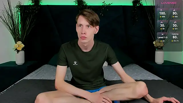 Snapshot of Erick_Wilson chatting on November 2025 07:30:01 AM Erick Wilson online show from November 2025 07:30:01 AM