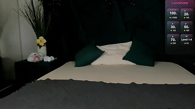 Snapshot of Erick_Wilson chatting on November 2025 05:54:01 AM Erick Wilson online show from November 2025 05:54:01 AM