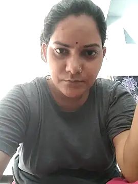 Snapshot of Anushka_Singh0 chatting on June 2026 06:55:02 AM Anushka Singh0 online show from June 2026 06:55:02 AM
