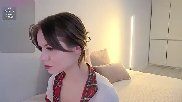 Snapshot of SirenBeatrice chatting on March 2026 11:03:01 AM SirenBeatrice online show from March 2026 11:03:01 AM