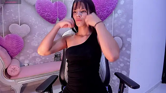 Snapshot of sami_milk chatting on April 2026 03:35:01 AM sami milk online show from April 2026 03:35:01 AM