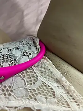 Snapshot of Yuki-babi2k chatting on April 2026 06:34:01 PM Yuki-babi2k online show from April 2026 06:34:01 PM