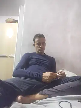 Arteiroelo online show from April 2026 12:02:02 AM