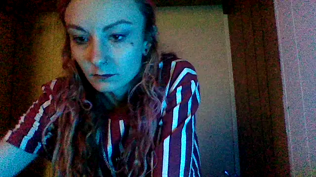 Snapshot of issyamazin chatting on April 2026 05:58:01 PM issyamazin online show from April 2026 05:58:01 PM