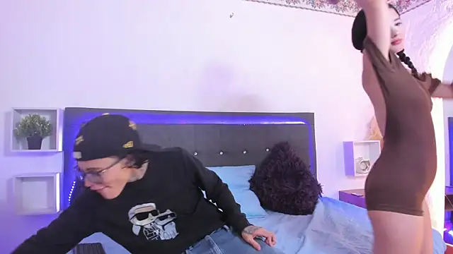 Ale cuzz online show from April 2026 03:46:02 PM