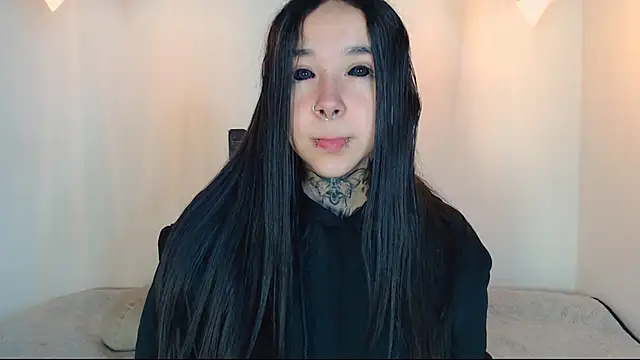 Snapshot of alien_eyes09 chatting on March 2026 02:07:02 AM alien eyes09 online show from March 2026 02:07:02 AM