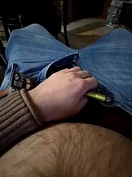 dawidplayground online show from February 2026 04:03:02 PM