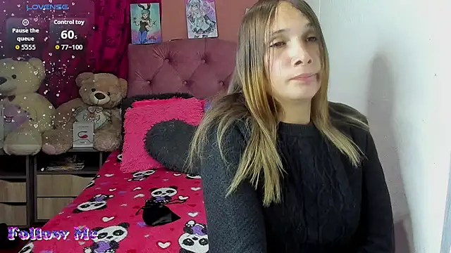 Snapshot of Tiffanny_bunny97 chatting on March 2026 11:48:01 PM Tiffanny bunny97 online show from March 2026 11:48:01 PM