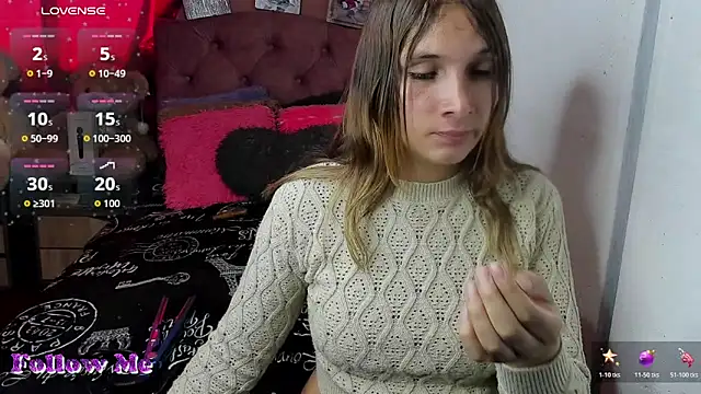 Snapshot of Tiffanny_bunny97 chatting on April 2026 09:38:01 PM Tiffanny bunny97 online show from April 2026 09:38:01 PM