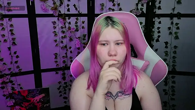 kitsune little online show from April 2026 09:30:01 PM