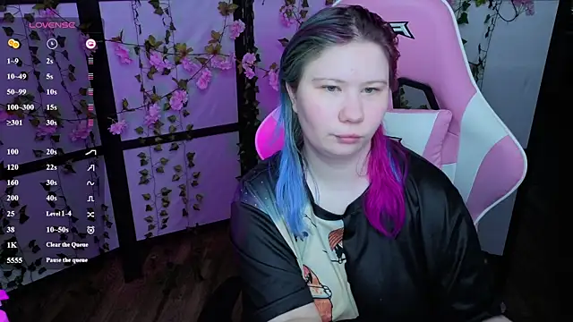 kitsune little online show from June 2026 12:13:02 AM