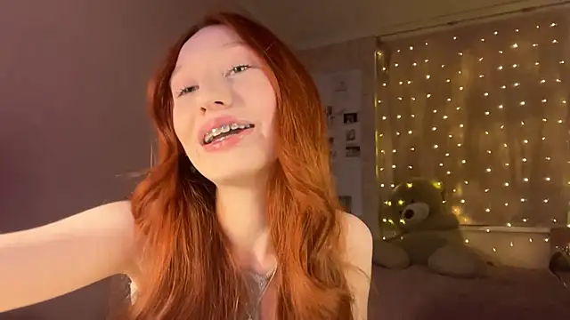 stella foxi online show from February 2026 04:25:02 PM