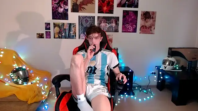 Snapshot of John_Meow chatting on April 2026 04:32:02 AM John Meow online show from April 2026 04:32:02 AM