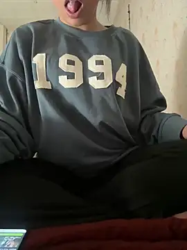 Snapshot of piayaali chatting on March 2026 05:49:01 PM piayaali online show from March 2026 05:49:01 PM