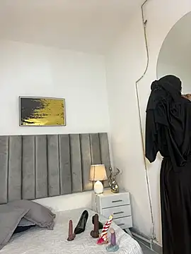 aminaa  online show from February 2026 06:30:01 PM