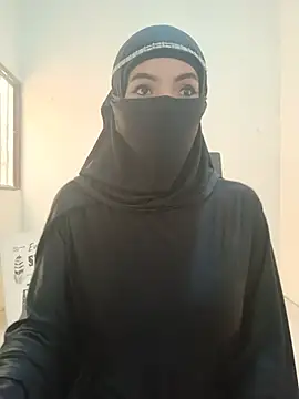 aminaa  online show from July 2026 07:18:01 PM