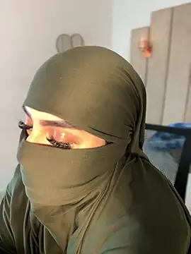 Snapshot of rashaaa_ chatting on March 2026 03:12:01 AM rashaaa online show from March 2026 03:12:01 AM