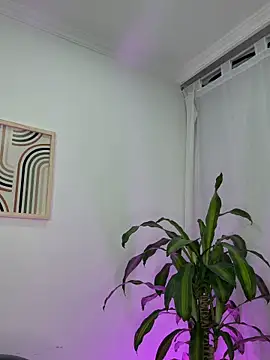 Snapshot of Aliaa_1 chatting on March 2026 01:38:01 AM Aliaa 1 online show from March 2026 01:38:01 AM